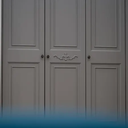 Skanderbeg Square Modern App - The Nest * Τίρανα