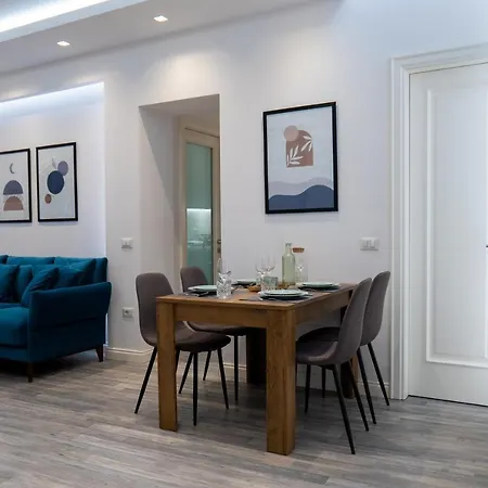 Skanderbeg Square Modern App - The Nest