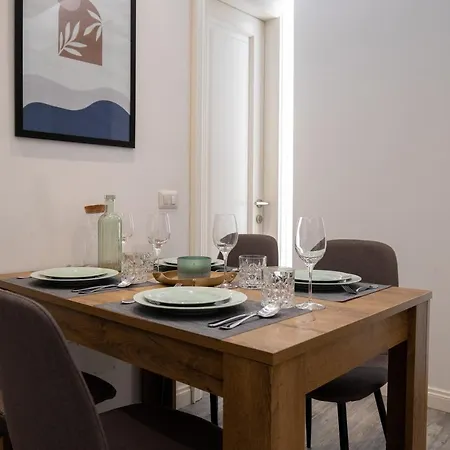 Skanderbeg Square Modern App - The Nest Apartment