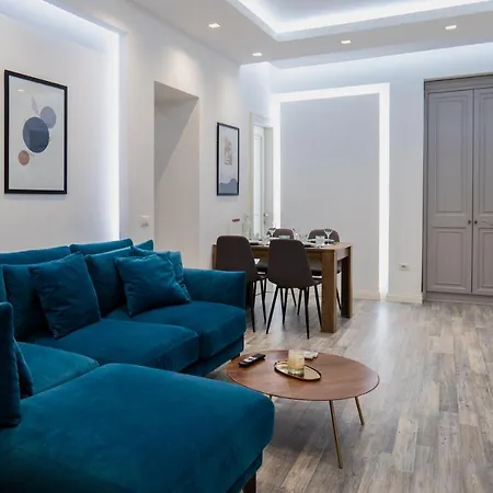 Apartment Skanderbeg Square Modern App - The Nest *