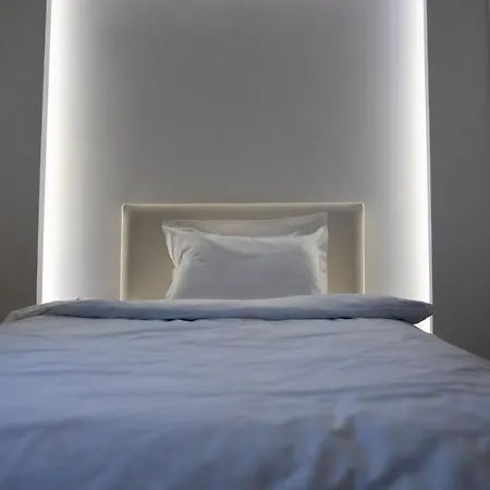 Lejlighed Skanderbeg Square Modern App - The Nest Tirana