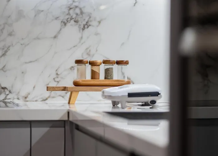 Skanderbeg Square Modern App - The Nest *