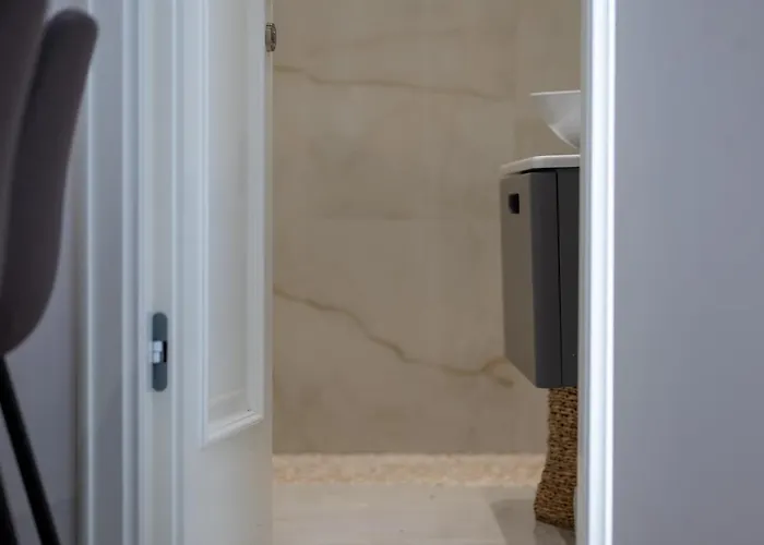 Skanderbeg Square Modern App - The Nest